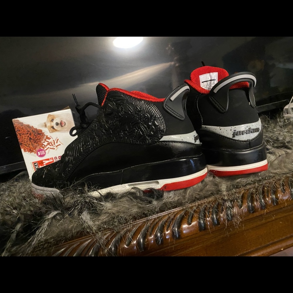Jordan Dub Zero BG there’s unísex